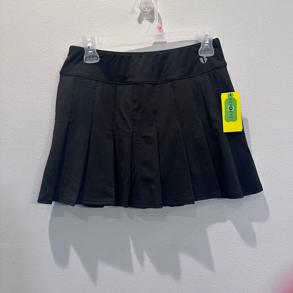 NWT ELEVEN BY VENUS WILLIAMS Black Flutter Skirt Tennis Athleisure Skort Size M - Picture 1 of 9